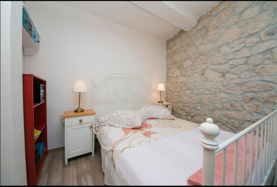 Mala Cele Apartment Podgora Exterior photo